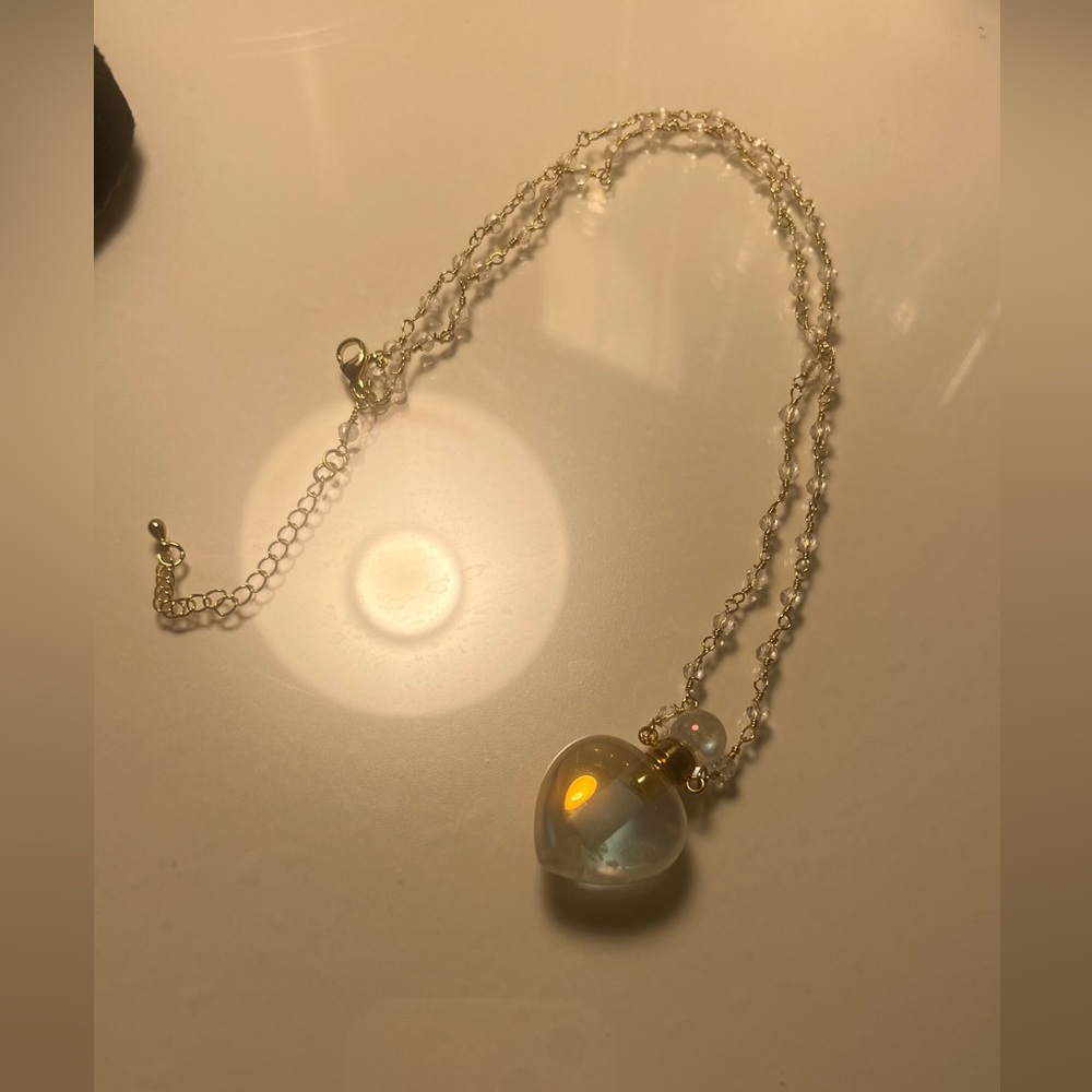 Moonlight jewels essential oil necklace